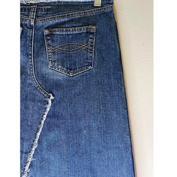 Y2K Abercrombie & Fitch Frayed Skirt - Picture 4 of 5